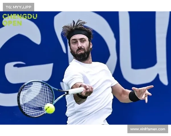 年轻选手力克老将展现新生代网球实力震撼赛场